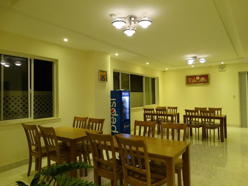 Hoa Vinh Hotel Thành Pho Ho Chí Minh Esterno foto