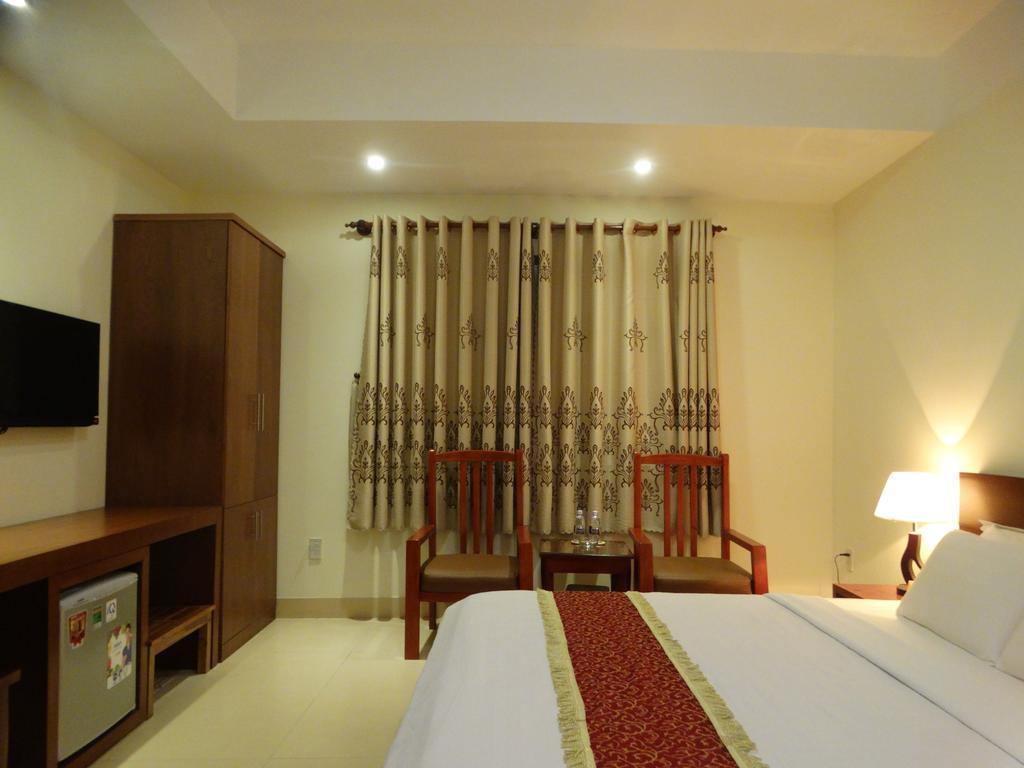 Hoa Vinh Hotel Thành Pho Ho Chí Minh Esterno foto